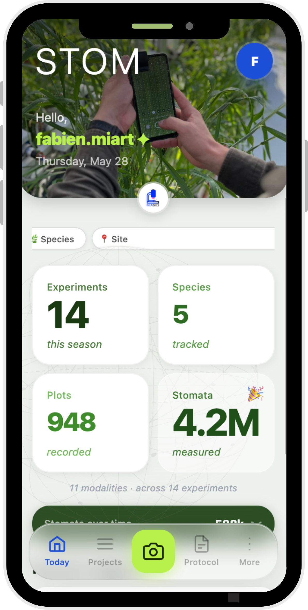 STOM Mobile main interface